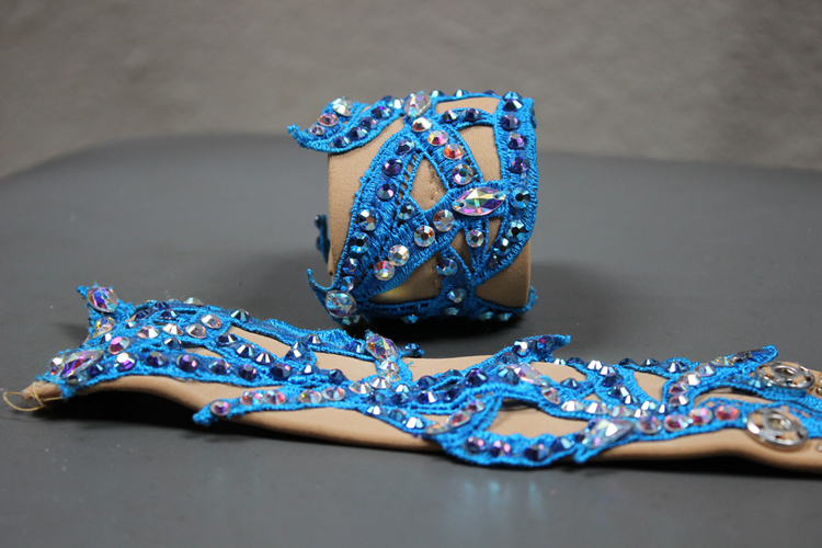 guipure lace bracelets with rhinestones