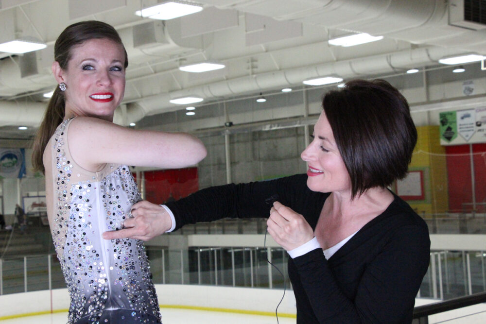 strip of undyed fabric where dress was let out